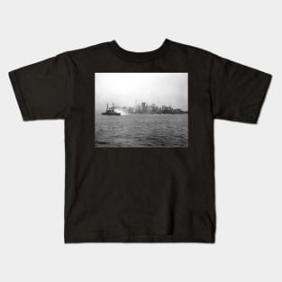 New York Skyline from Harbor, 1920. Vintage Photo Kids T-Shirt